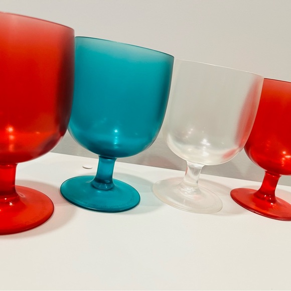 🇺🇸 Plastic wine glasses 🇺🇸 - Picture 3 of 7
